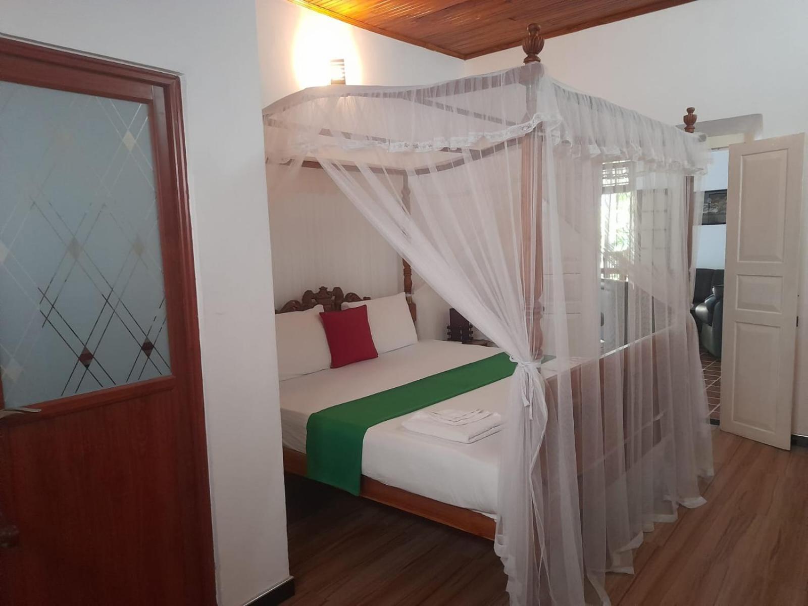 Tranquility Guest House Hikkaduwa Zewnętrze zdjęcie